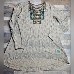 Double D Ranch Western Mountain Wear Women's Size XS Beaded Aztec Print Shirt